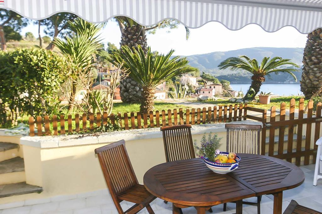 Apartamento Il Porto Trilocale Nr.7 Porto Azzurro Exterior foto
